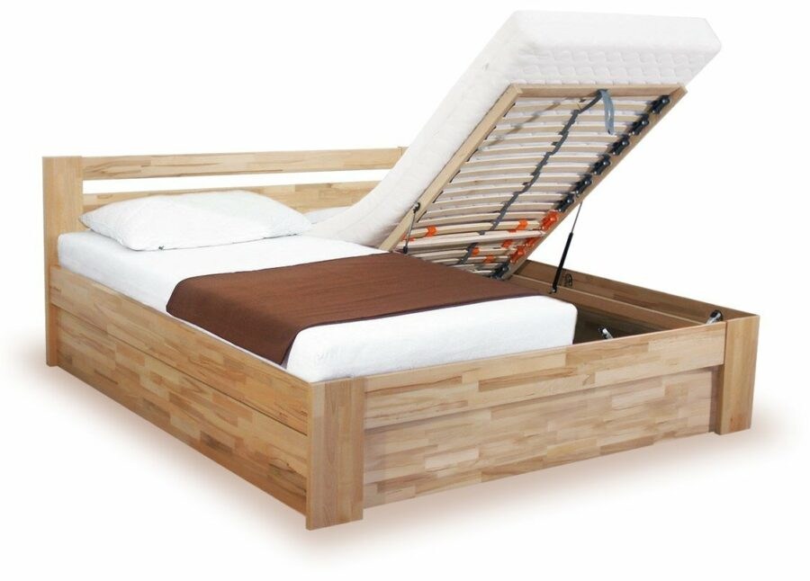 Dřevěná postel IVA s úložným prostorem